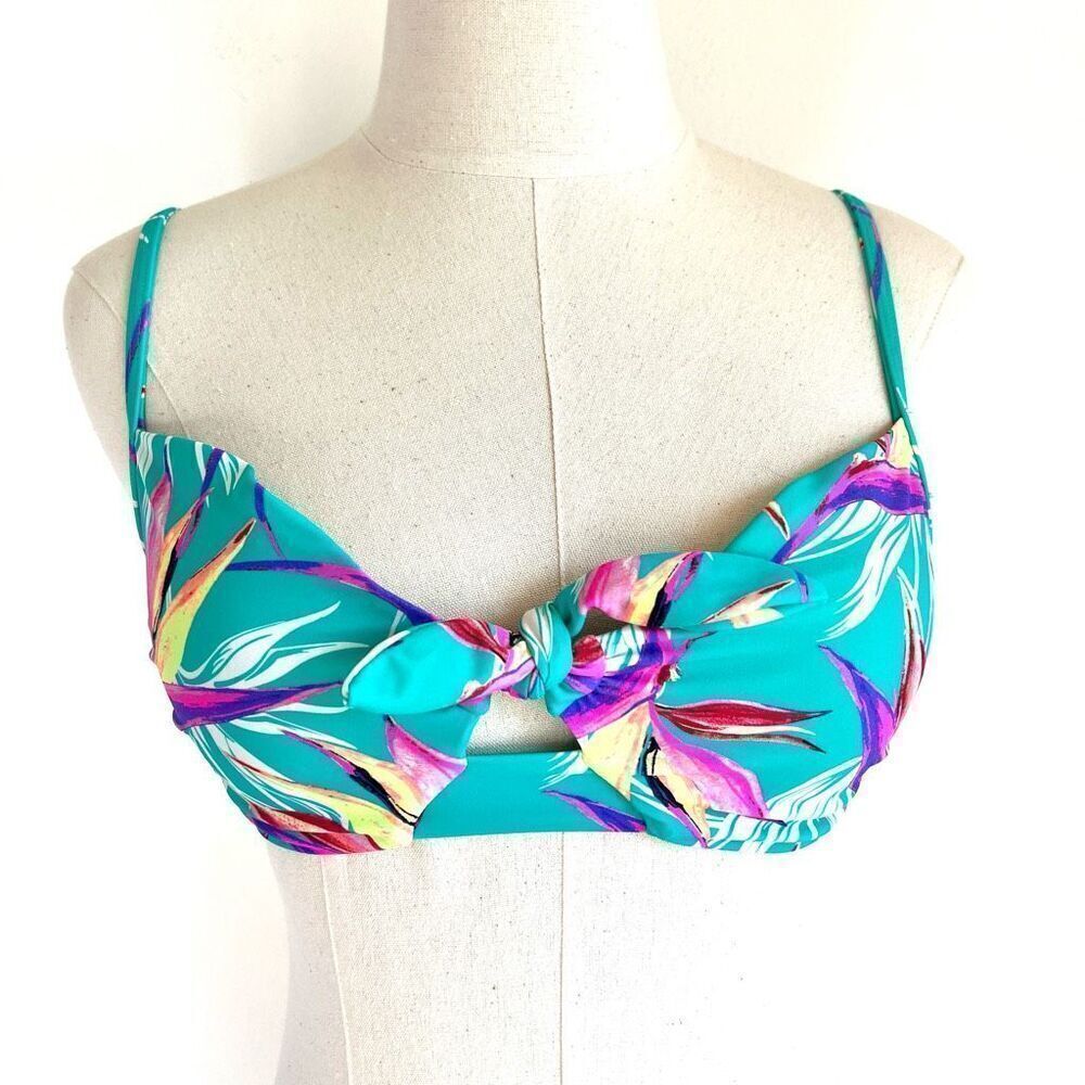 No Boundaries Junior’s Bikini Top Size Medium Aqua with Tropical Florals in Pink